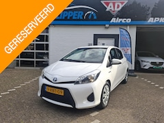 Toyota Yaris - 1.5 Full Hybrid Aspiration Automaat | Camera | Navi | Cruise | Trekhaak | Nieuwe APK bij a
