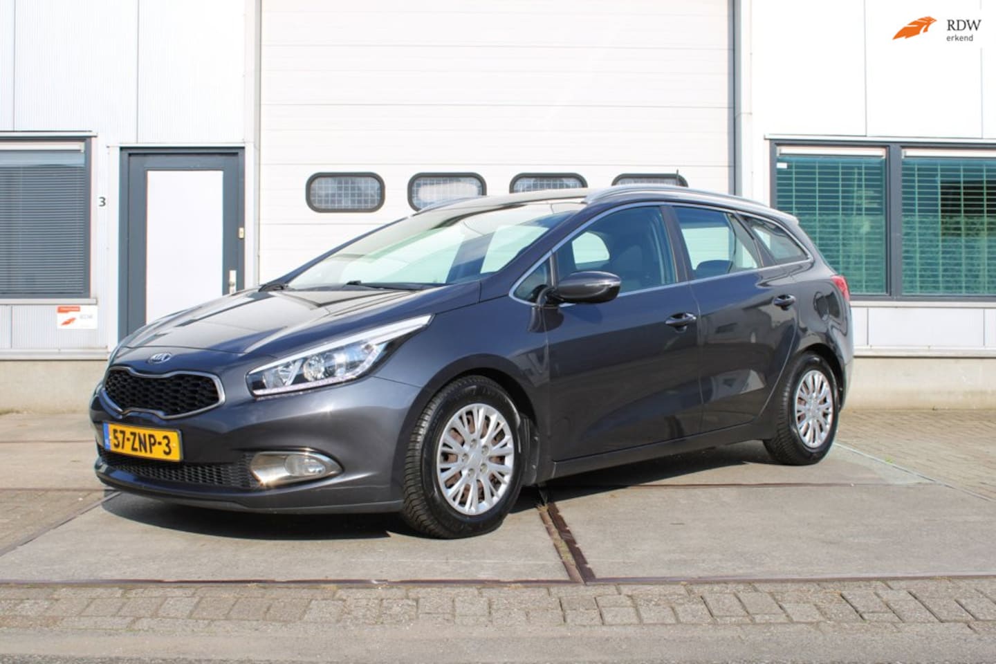 Kia Cee'd Sportswagon - 1.6 GDI Business Pack Dealer onderhouden, origineel nederlandse auto NAP. - AutoWereld.nl