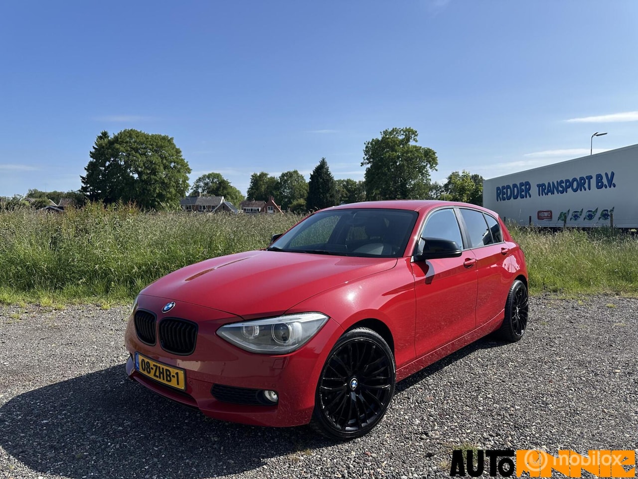 BMW 1-serie - 116i Business+ Automaat NAP Nieuwe APK - AutoWereld.nl