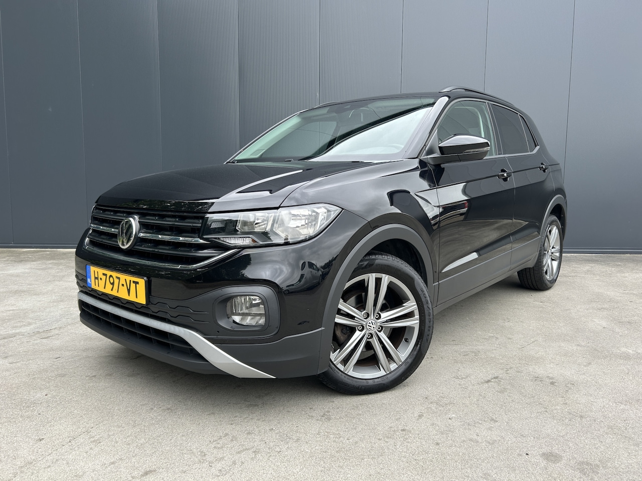 Volkswagen T-Cross - 1.0 TSI Life 1e EIGENAAR ADAPT CRUISE LED NAVI AIRCO - AutoWereld.nl