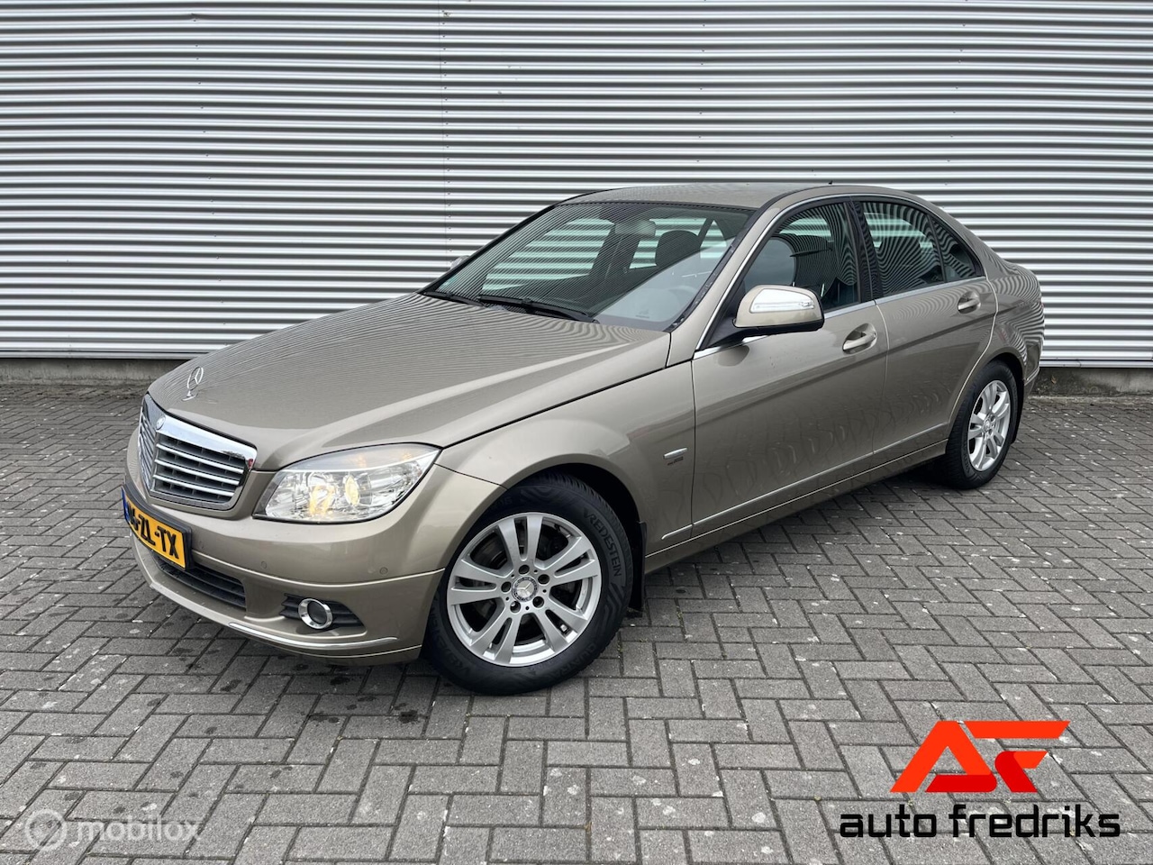 Mercedes-Benz C-klasse - 200 K Elegance | org. NL | Trekhaak | - AutoWereld.nl