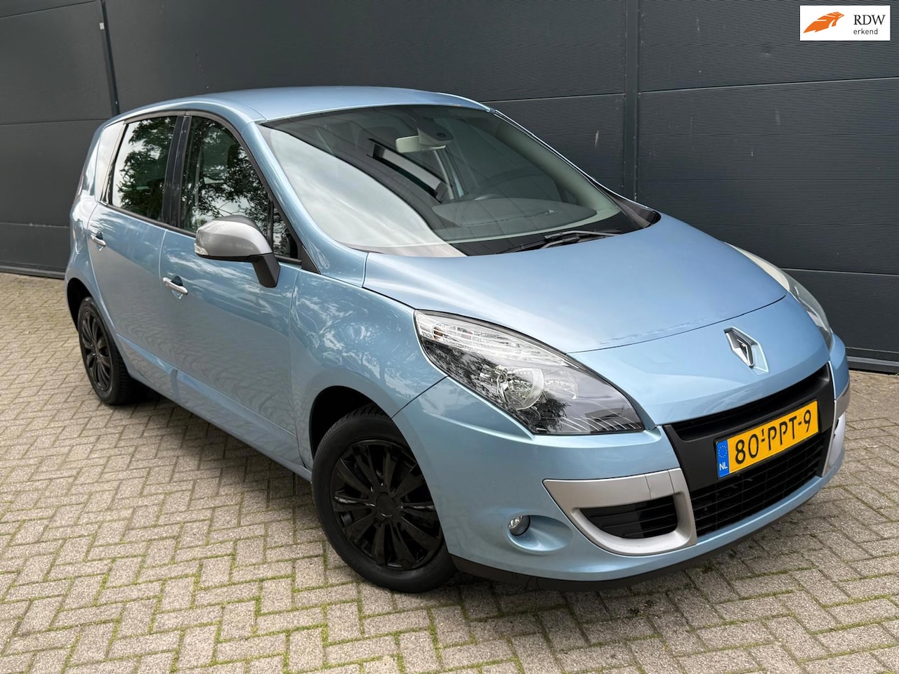 Renault Scénic - 1.6 Parisiènne/Navi/Airco/cruise/bleutooth - AutoWereld.nl