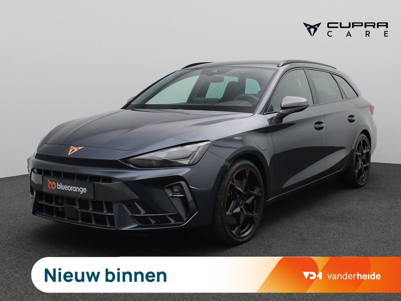 CUPRA Leon Sportstourer - 1.5 TSI e-Hybrid VZ Performance 272PK DSG Matrix-LED, Achteruitrijcamera, Sennheiser Audio - AutoWereld.nl