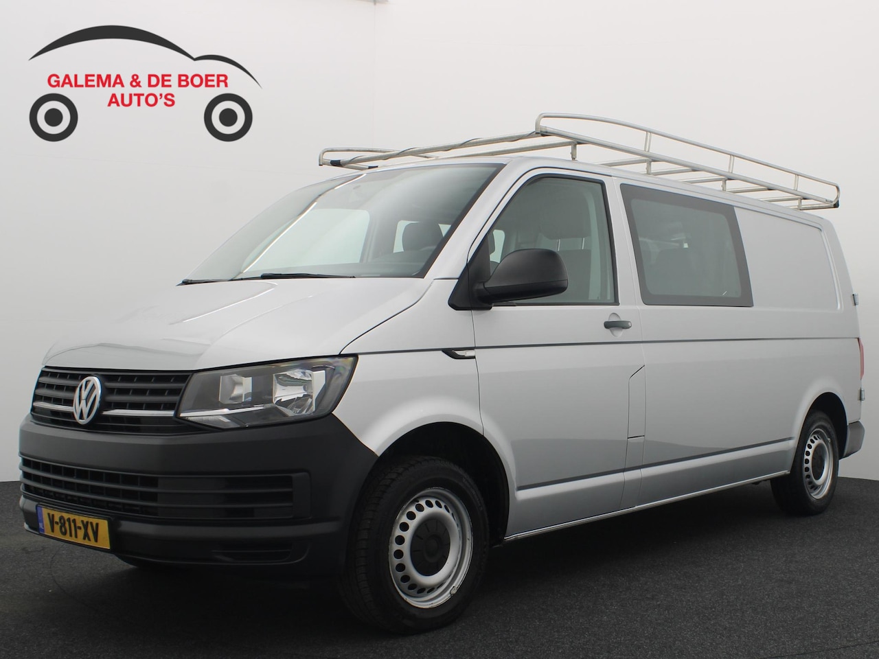 Volkswagen Transporter - 2.0 TDI L2H1 DC 6 PERS / TREKHAAK / 1STE EIG / DEALER OH / LEDER / AIRCO / BLUETOOTH / CRU - AutoWereld.nl