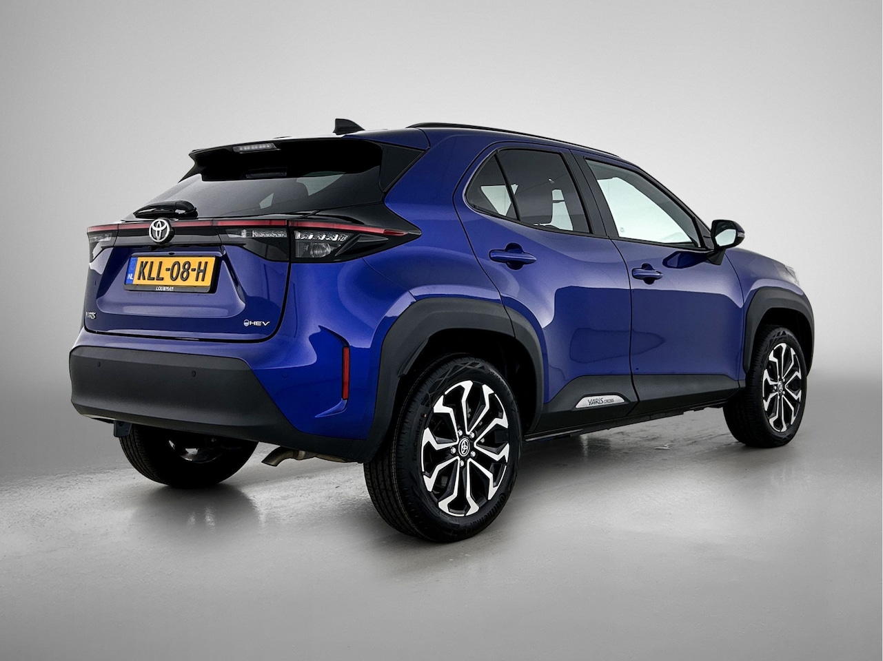 Toyota Yaris Cross - 1.5 Hybrid 115 First Edition Comfort Pack | BTW voertuig | Dodehoek detectie | Stuur+stoel - AutoWereld.nl