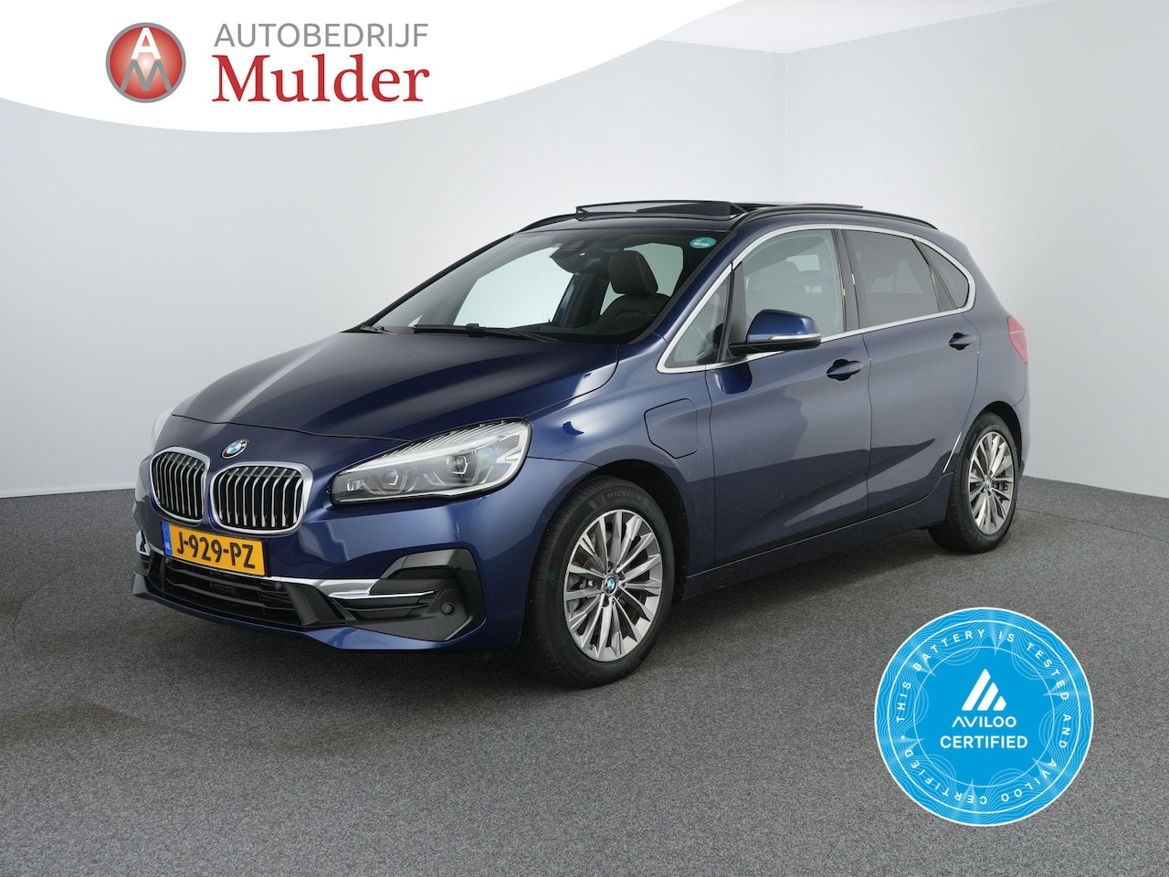 BMW 2-serie Active Tourer - 225xe iPerformance High Executive | Pano | SOH 77.5% | Leer | Trekhaak | Camera | Keyless - AutoWereld.nl