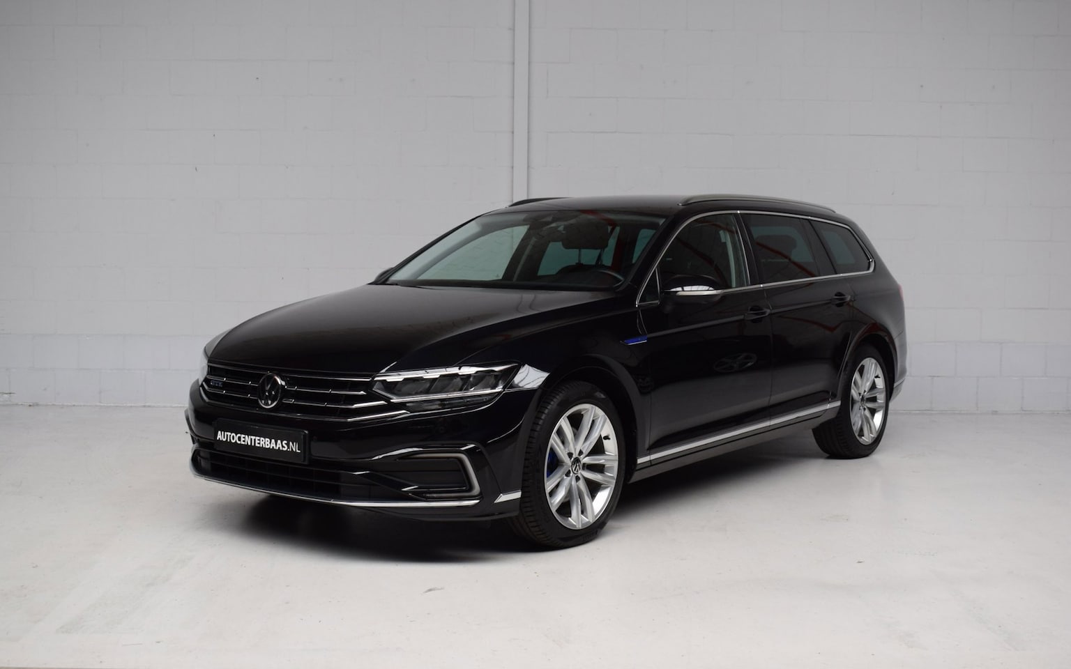Volkswagen Passat Variant - 1.4 TSI PHEV GTE Business SOH 96% / LEER / LED / CARPLAY / 360CAMERA / VIRTUAL / BTW / ADA - AutoWereld.nl