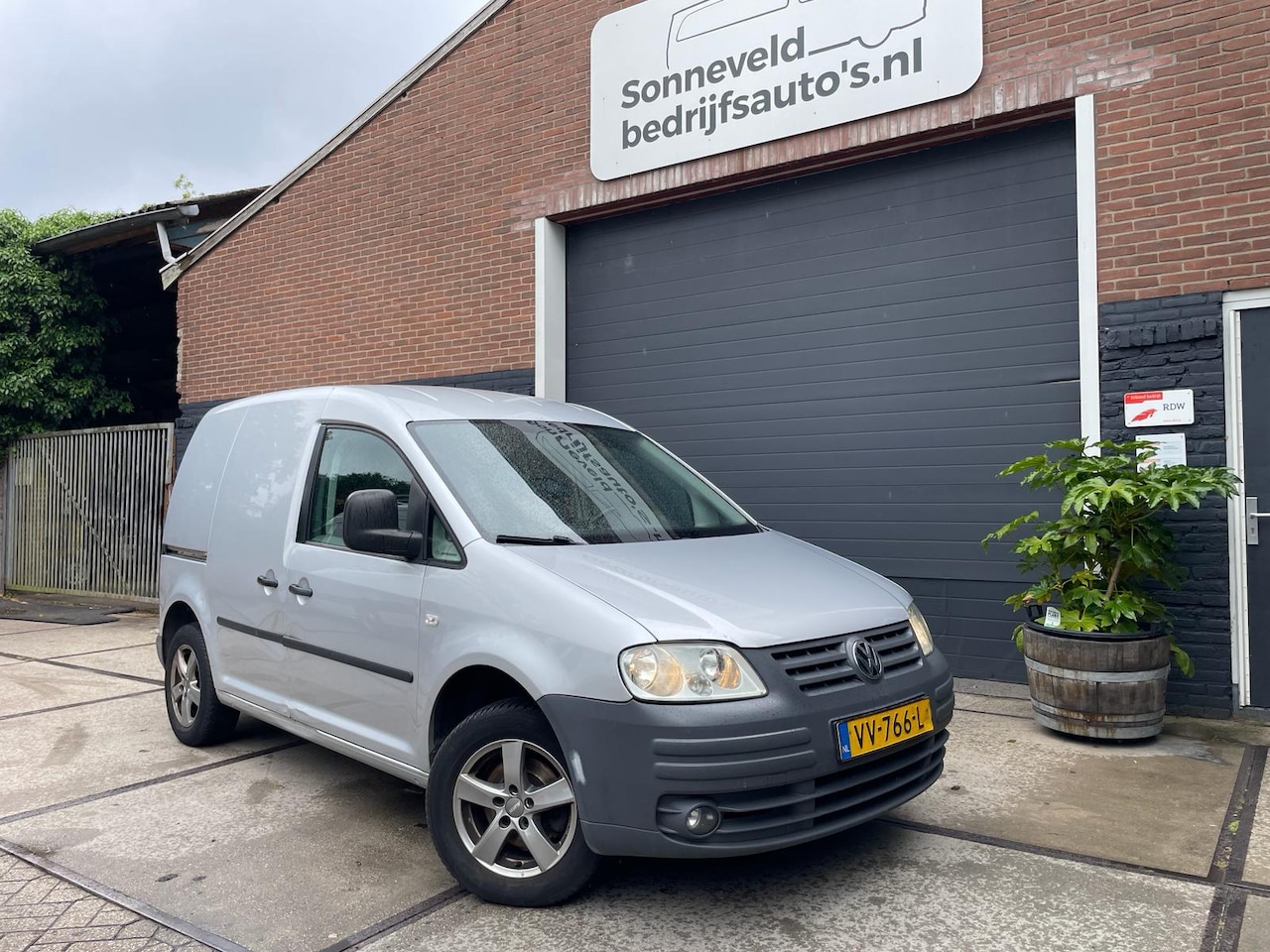 Volkswagen Caddy - 1.4 Benzine 80pk Airco - AutoWereld.nl