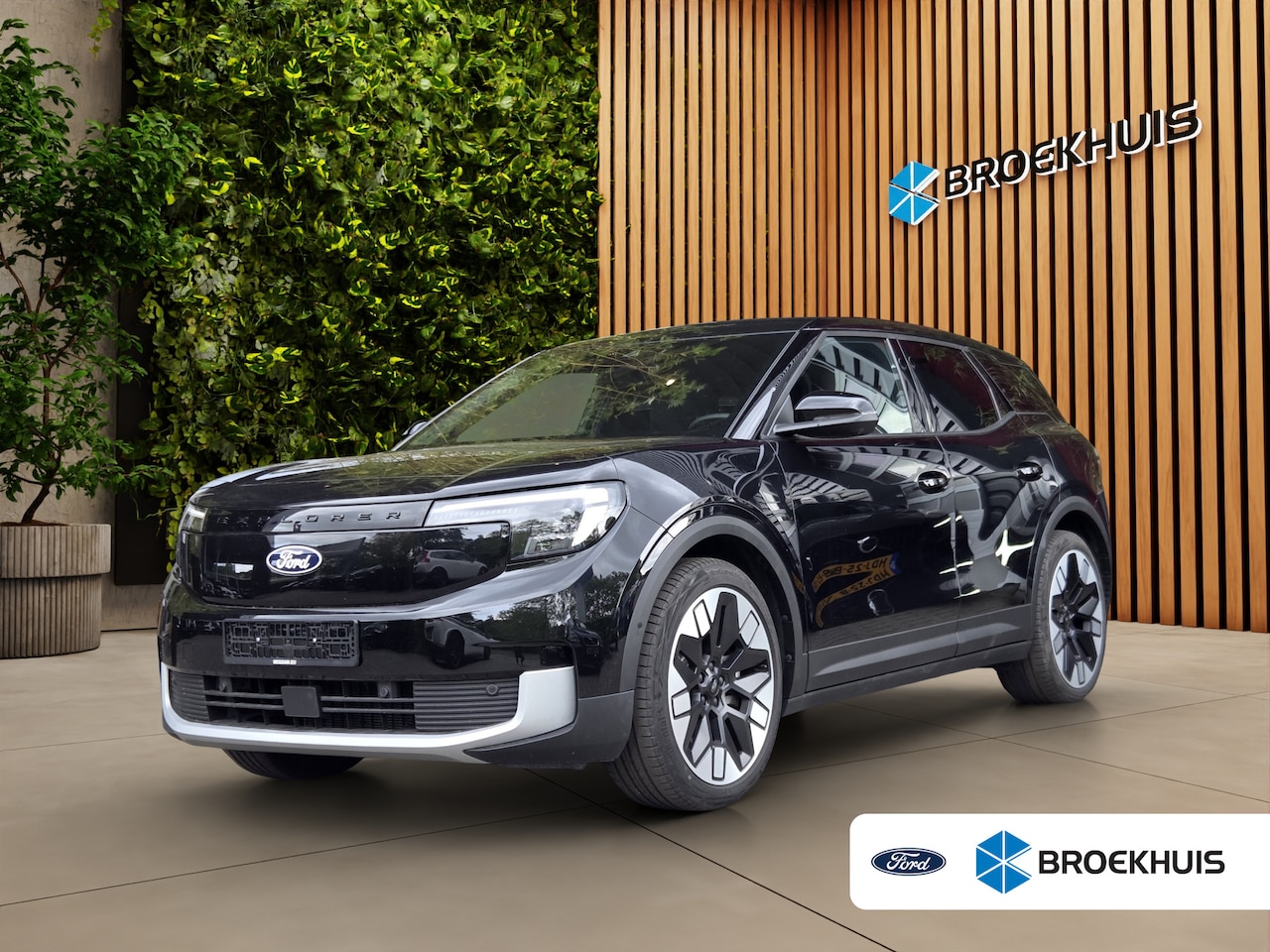 Ford Explorer - Premium Extended Range RWD 77 kWh | Trekhaak | 360 Cam | Pano | HUD | Memory | Sfeer - AutoWereld.nl