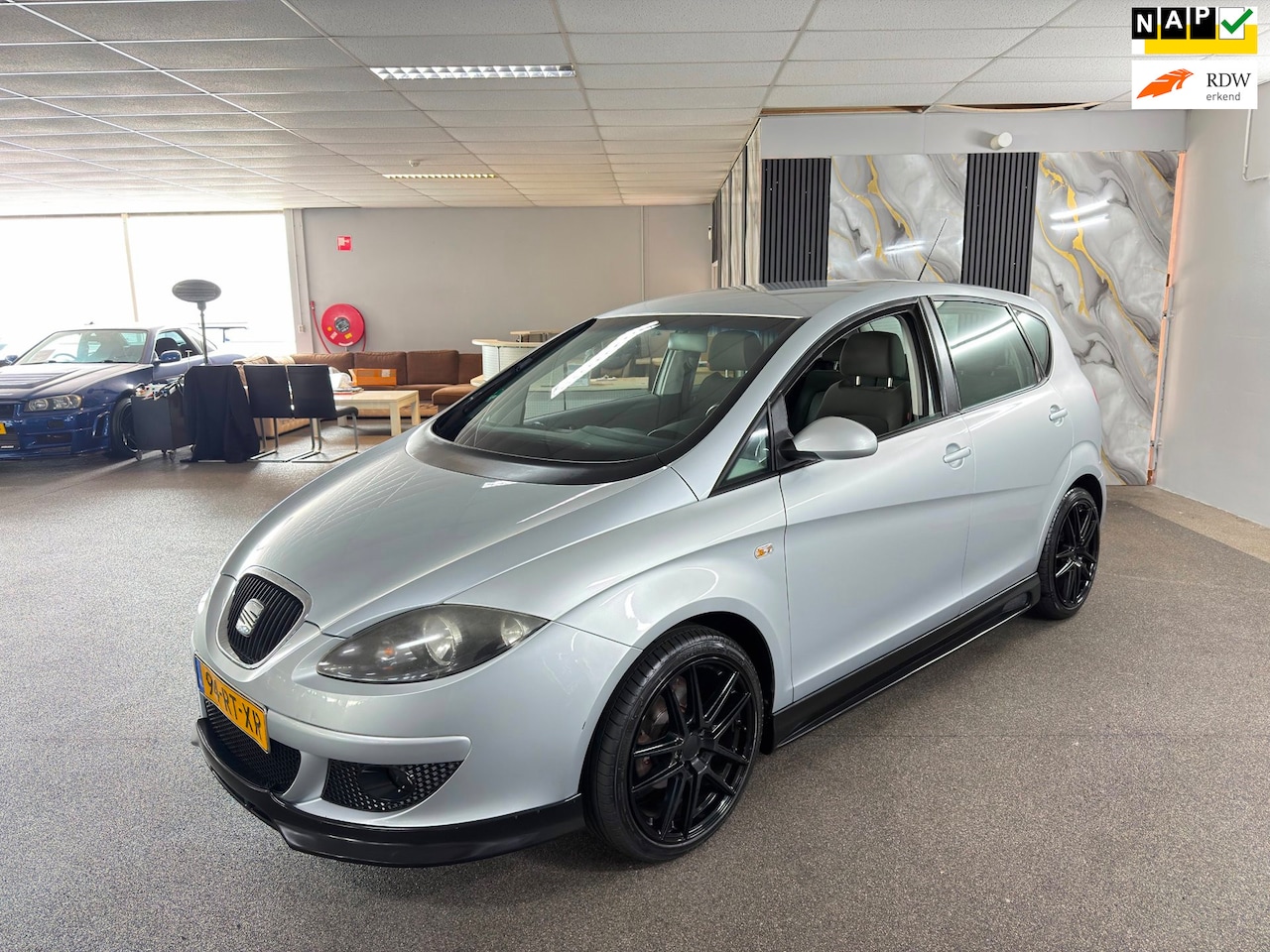 SEAT Altea - 1.6 Stylance Apk Nieuw,Clima,Cruise,N.A.P,Lm velgen,Radio-Cd speler,2 sleutels+Boekjes!! - AutoWereld.nl