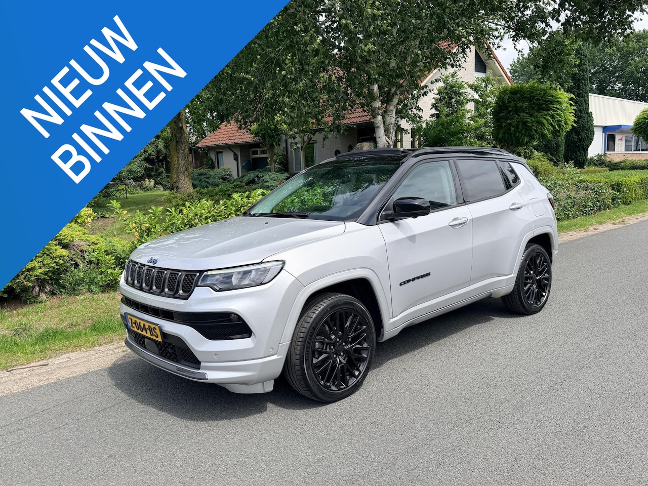 Jeep Compass - 4xe 240pk PHEV Pano•Leder•Alpine - AutoWereld.nl