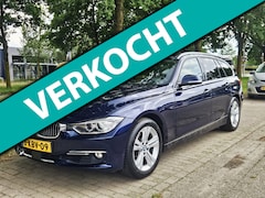 BMW 3-serie Touring - 320i High Executive*Leder*NAP