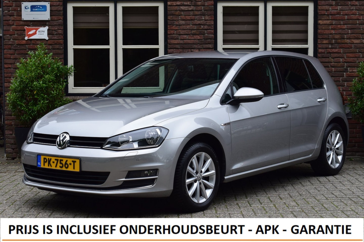 Volkswagen Golf - 1.2 TSI Lounge Stoelverwarming | 2X PDC - AutoWereld.nl