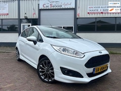 Ford Fiesta - 1.0 EcoBoost Titanium ST Line 1e Eigenaar|Clima|PDC|LM Velgen