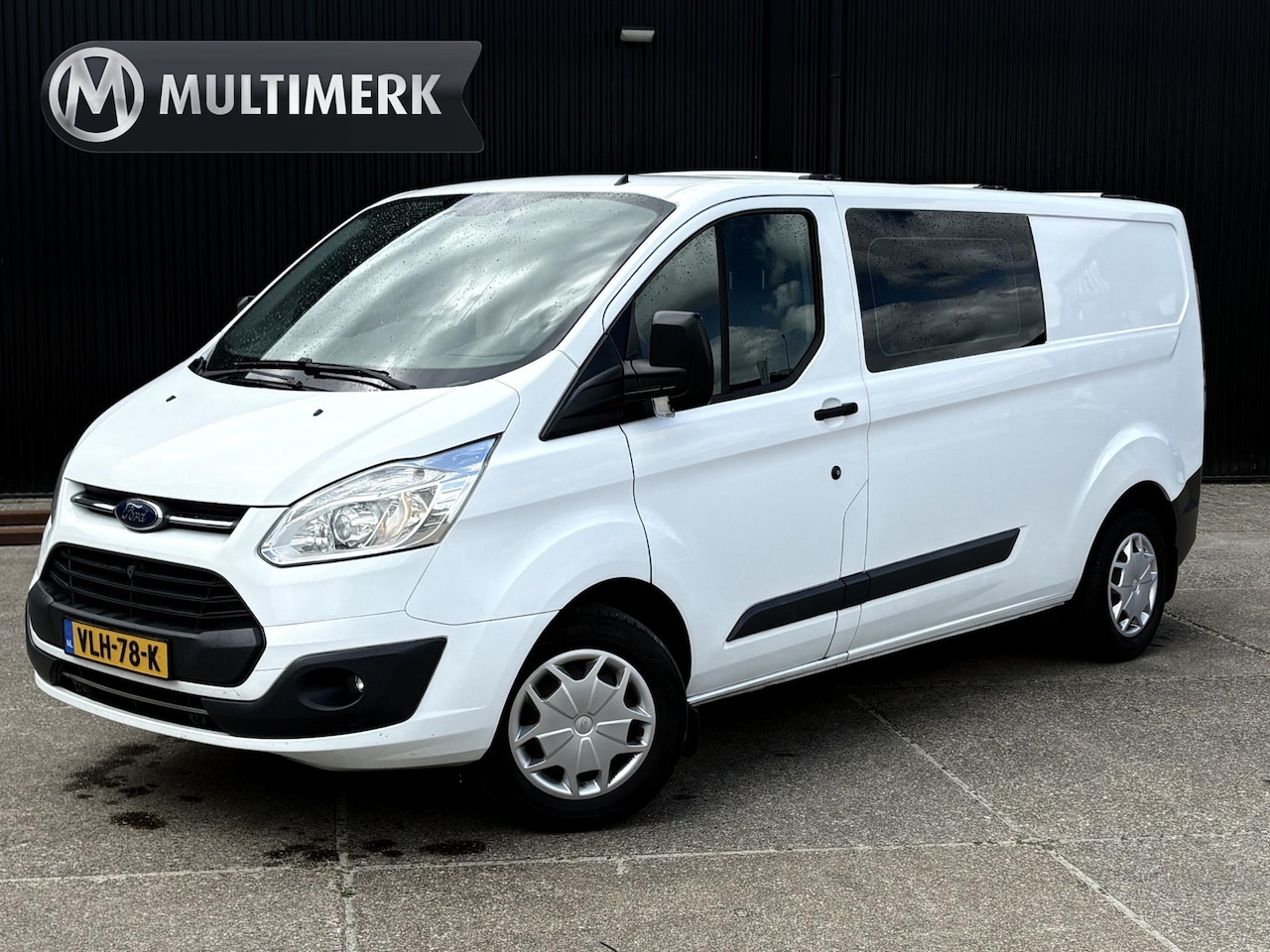 Ford Transit Custom - 340 2.0 TDCI L2H1 Ambiente DC | DAKDRAGERS | 130PK | CRUISE - AutoWereld.nl