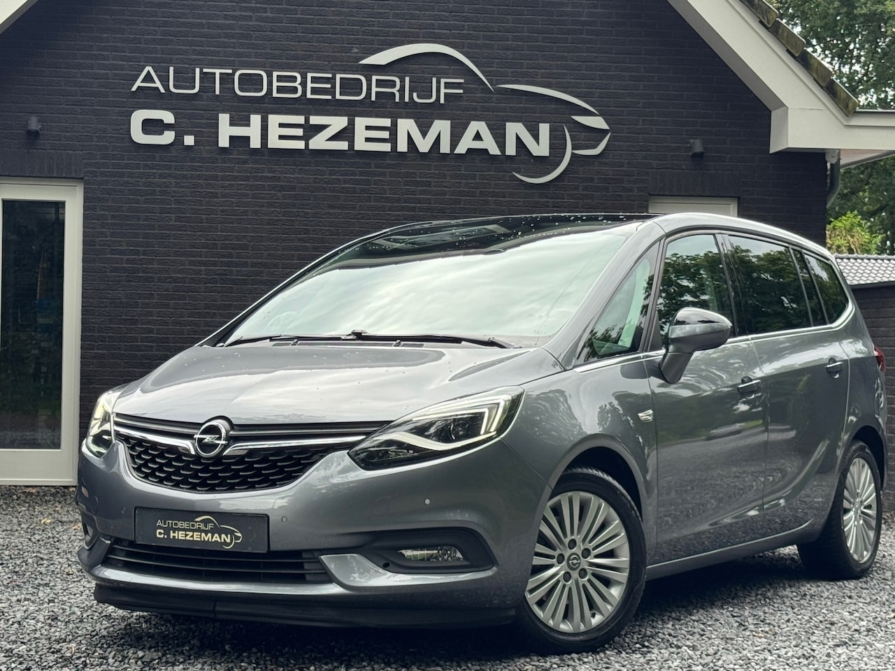 Opel Zafira - 1.4 Turbo Business Executive 7p. PANORAMADAK 1E EIG DEALEROH CAMERA XENON CARPLAY CRUISE - AutoWereld.nl