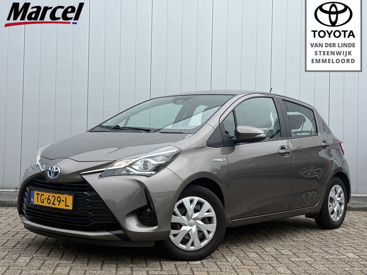 Toyota Yaris - 1.5 Hybrid Design NL Auto Dealer Onderhouden Navi Clima Cruise Carplay - AutoWereld.nl