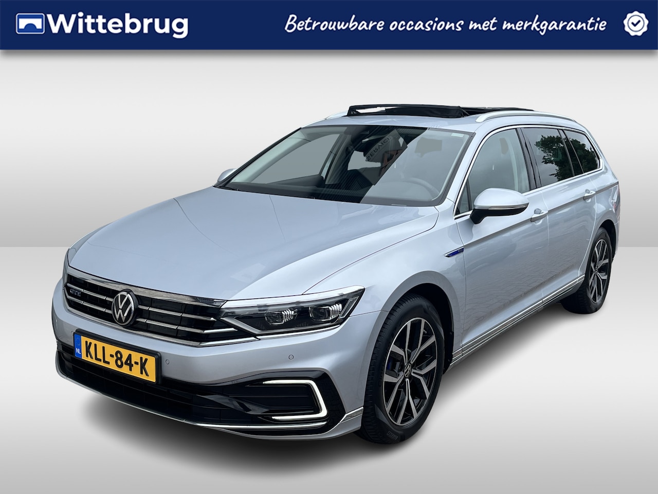 Volkswagen Passat Variant - 1.4 TSI PHEV GTE / AUTOMAAT/ PANO/ LEER/ APP-CONNECT/ ACC/ PARK.SENSOREN + CAMERA/ STOELVE - AutoWereld.nl