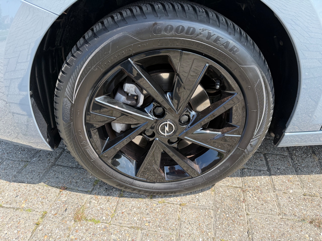 Opel Corsa - 1.2 T GS Eerste eigenaar