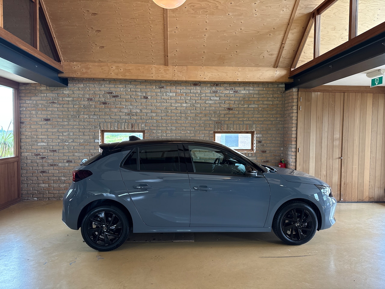 Opel Corsa - 1.2 T GS Eerste eigenaar