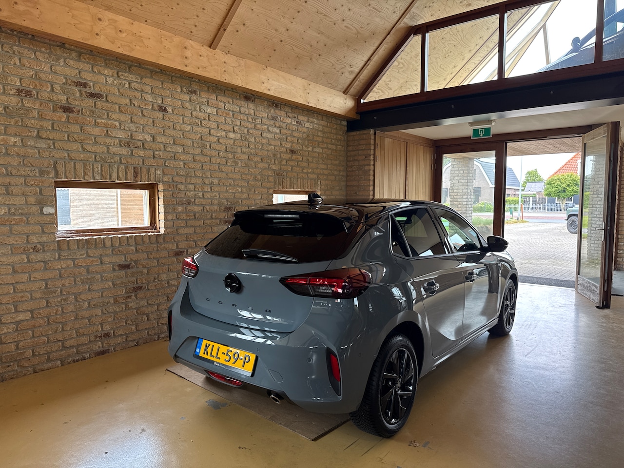 Opel Corsa - 1.2 T GS Eerste eigenaar