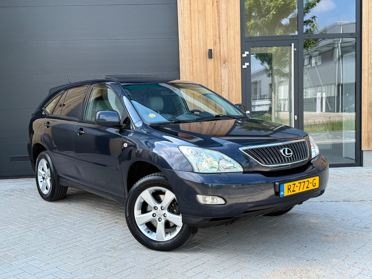Lexus RX - 300 Executive AWD (bj 2004) AUTOMAAT|LEER|CAMERA|XENON - AutoWereld.nl