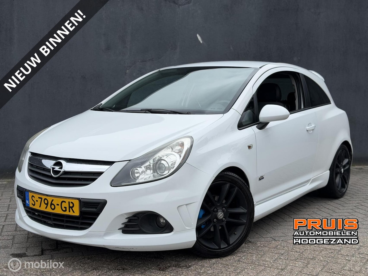 Opel Corsa - 1.4-16V Sport OPC LINE -AIRCO- *INRUIL MOGELIJK* - AutoWereld.nl