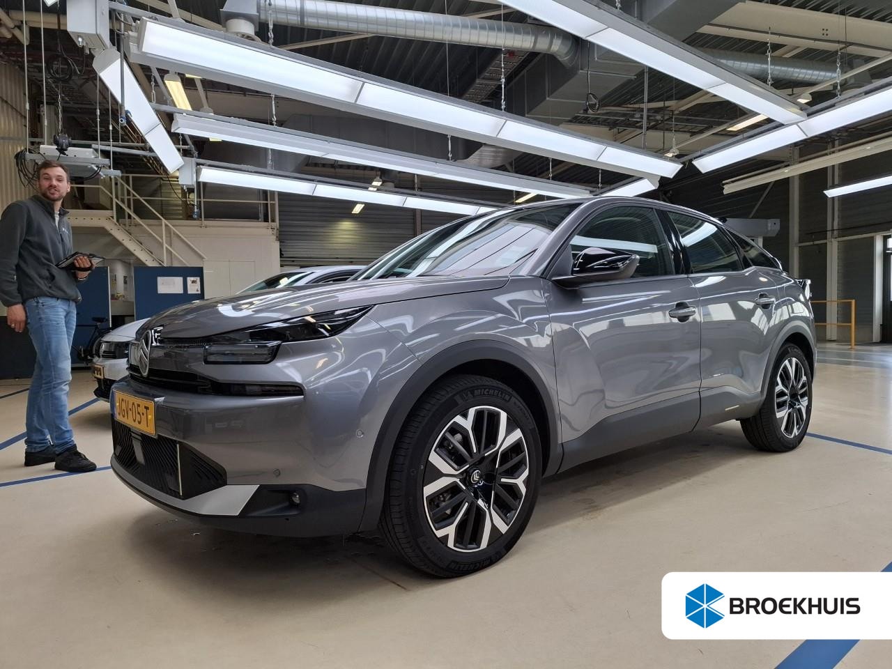 Citroën Ë-C4 - Business 156pk Extended range 54 kWh Tot 8 Jaar Garantie! | Achteruitrijcamera | Apple Car - AutoWereld.nl