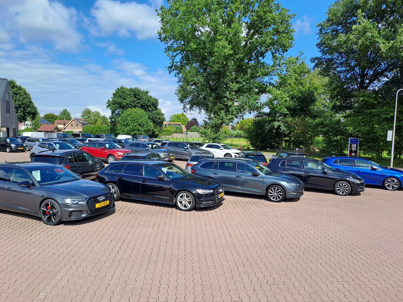 Skoda Fabia Combi - 1.2 TSI Monte Carlo | Pano | Navi | PDC achter | Cruise | All-seasons | Sound pakket | Sun - AutoWereld.nl
