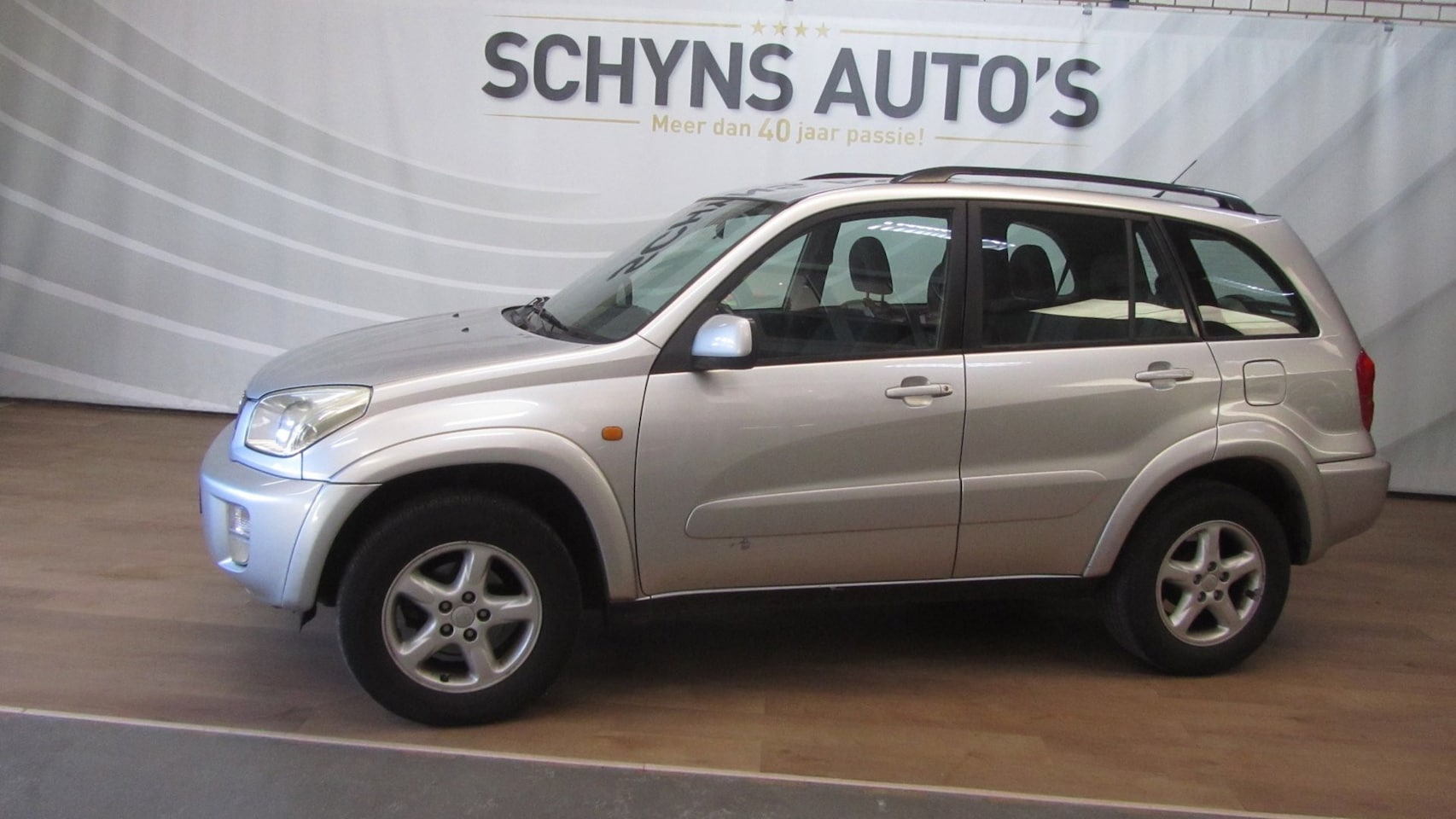 Toyota RAV4 - 2.0-16V VVT-i Sol 2.0-16V VVT-i Sol - AutoWereld.nl
