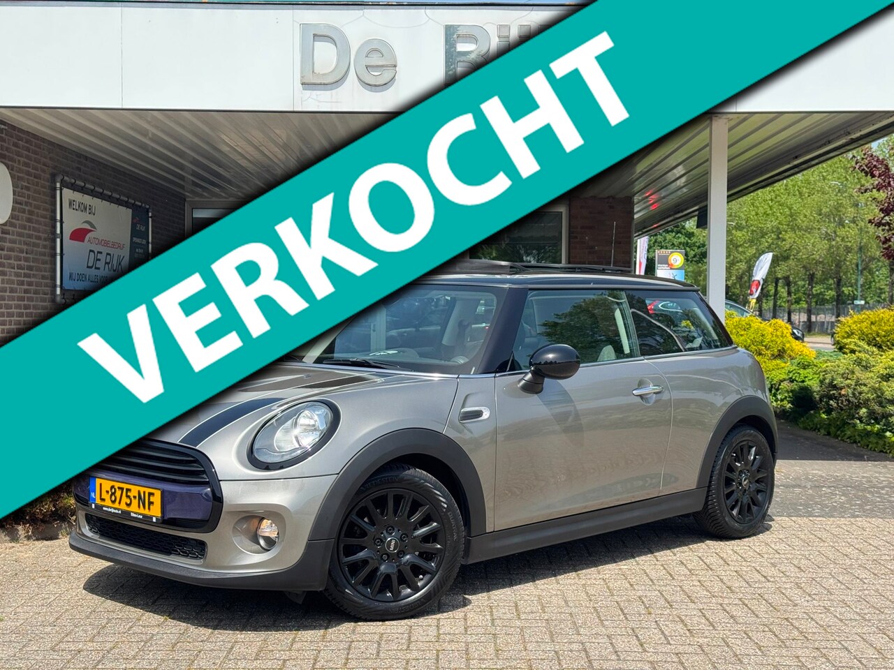 MINI Cooper - Mini 1.5 Salt | Panoramadak, Cruise, Climate, Half Leder, Licht/Regensensor | 4 Seizoensba - AutoWereld.nl