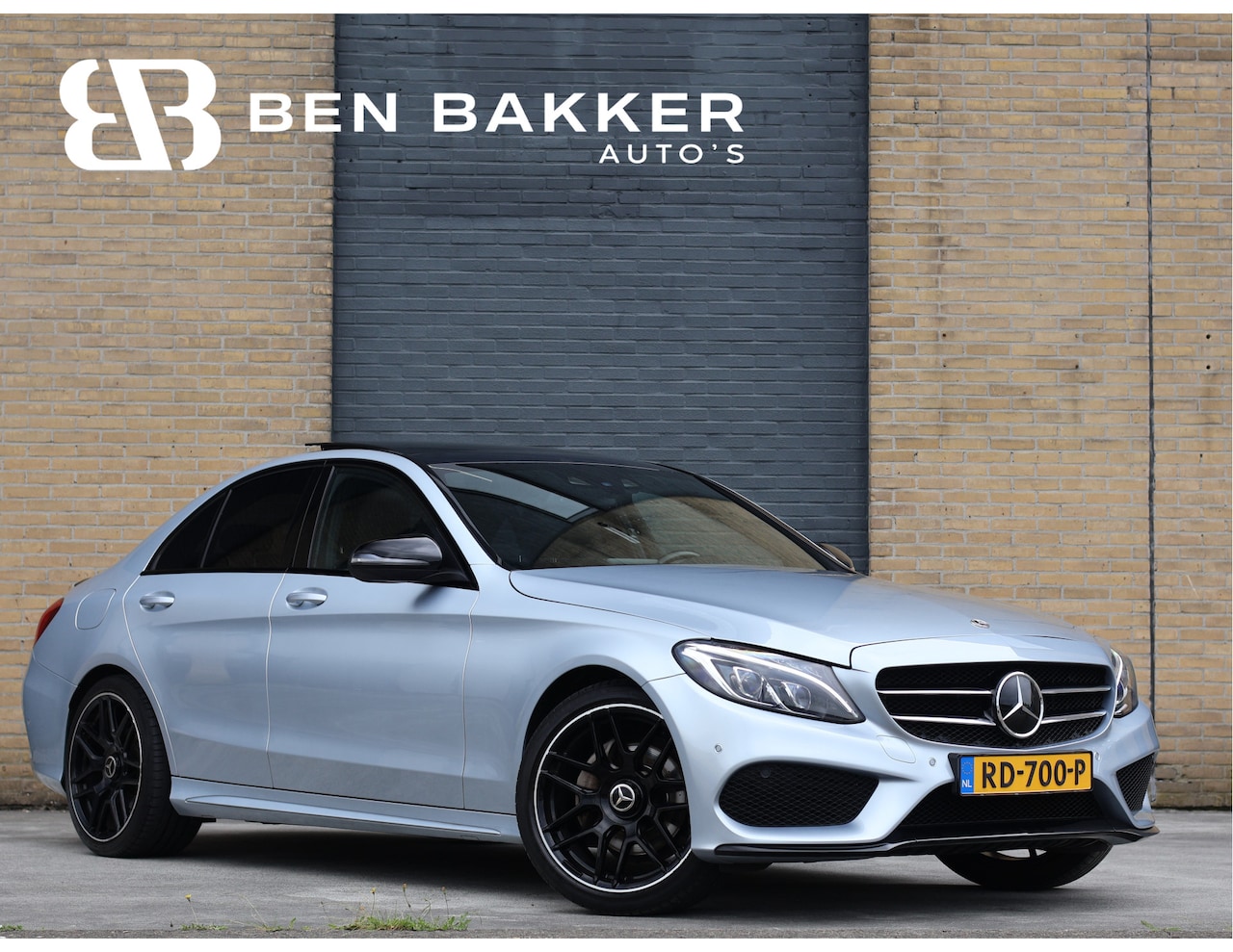 Mercedes-Benz C-klasse - 180 AMG line Pano | Airmatic | ACC | Leder | NL Auto | Cam - AutoWereld.nl