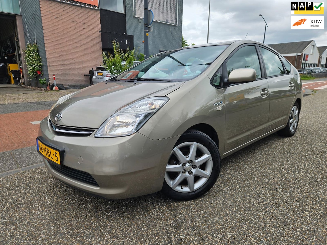 Toyota Prius - 1.5 VVT-i Comfort GARANTIE - AutoWereld.nl