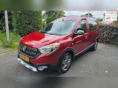 Dacia Dokker - 1.3 TCe Stepway * 6 BAK *131 PK* Navigatie*Trekhaak*Stoel Verwarming*Nw APK* NETTE Auto