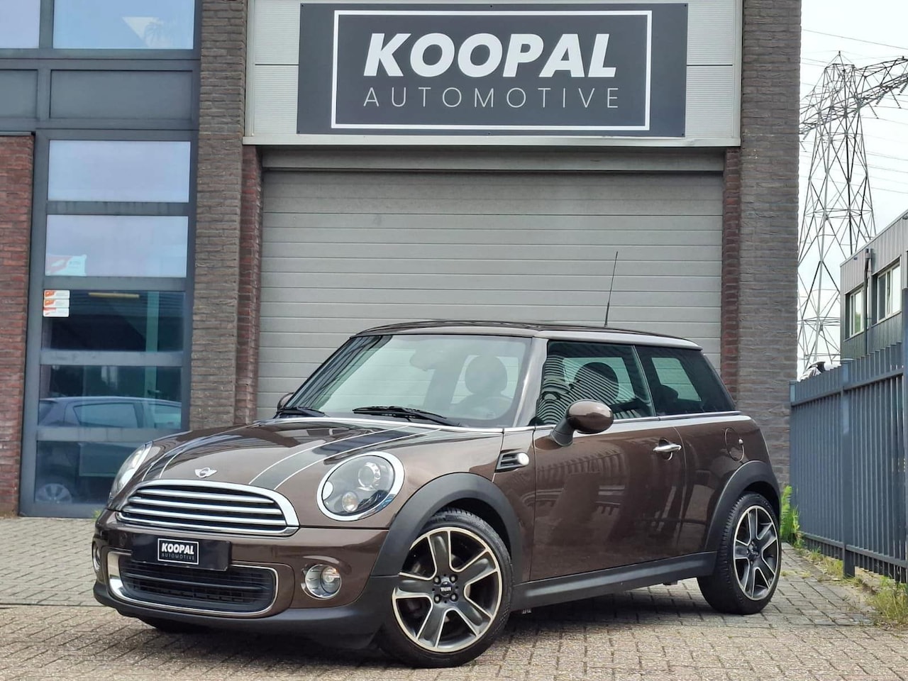 MINI 3-Deurs - 1.6 One | Bi-Xenon | Cruise | Airco - AutoWereld.nl