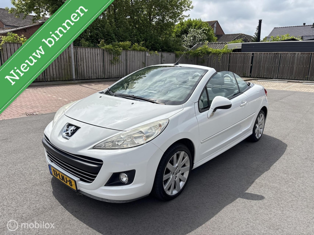 Peugeot 207 CC - 1.6 VTi 2010 Wit - AutoWereld.nl