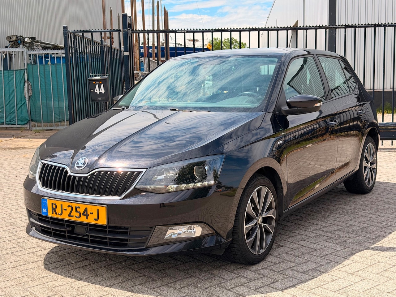 Skoda Fabia - 1.0 TSI Drive Navi Airco Clima Div Opties - AutoWereld.nl