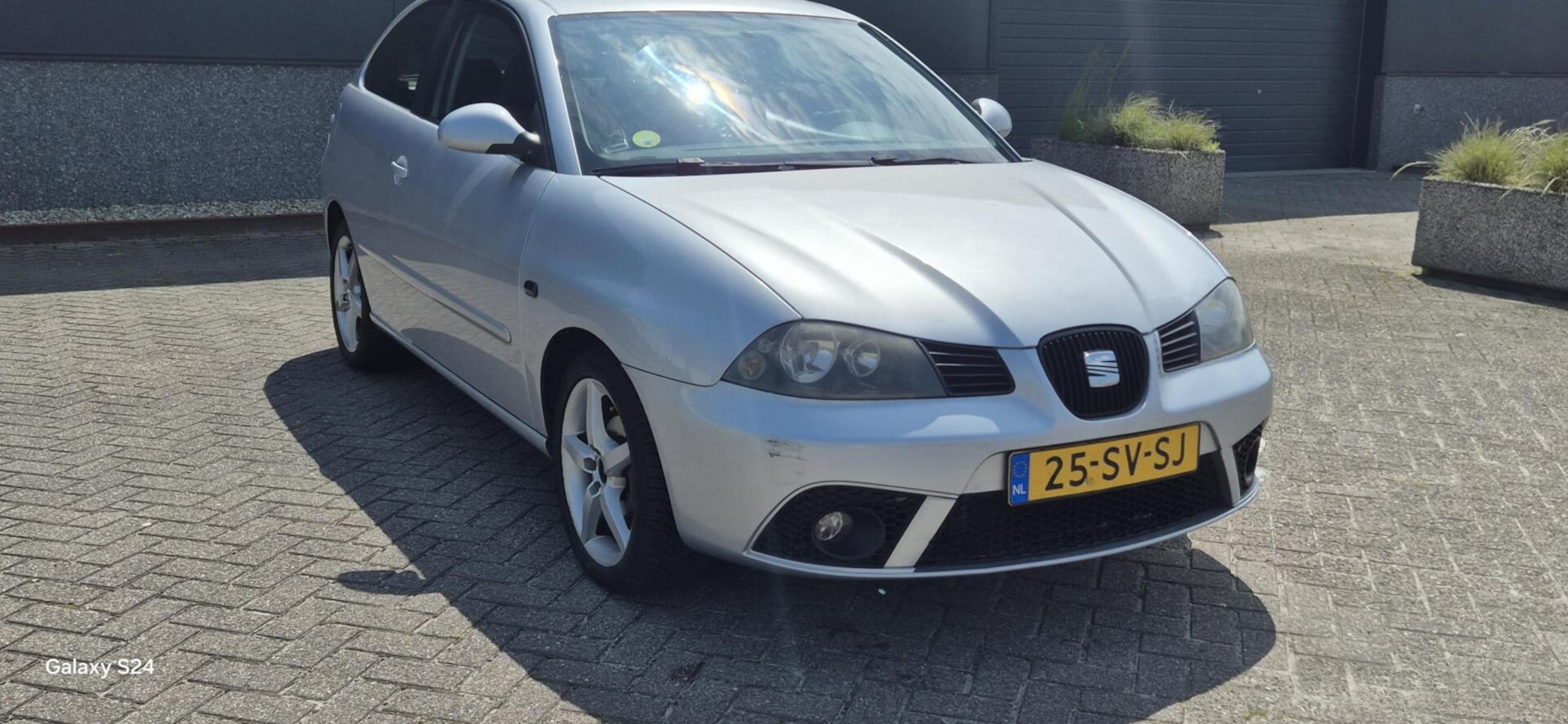 SEAT Ibiza - 1.4-16V Sensation - AutoWereld.nl