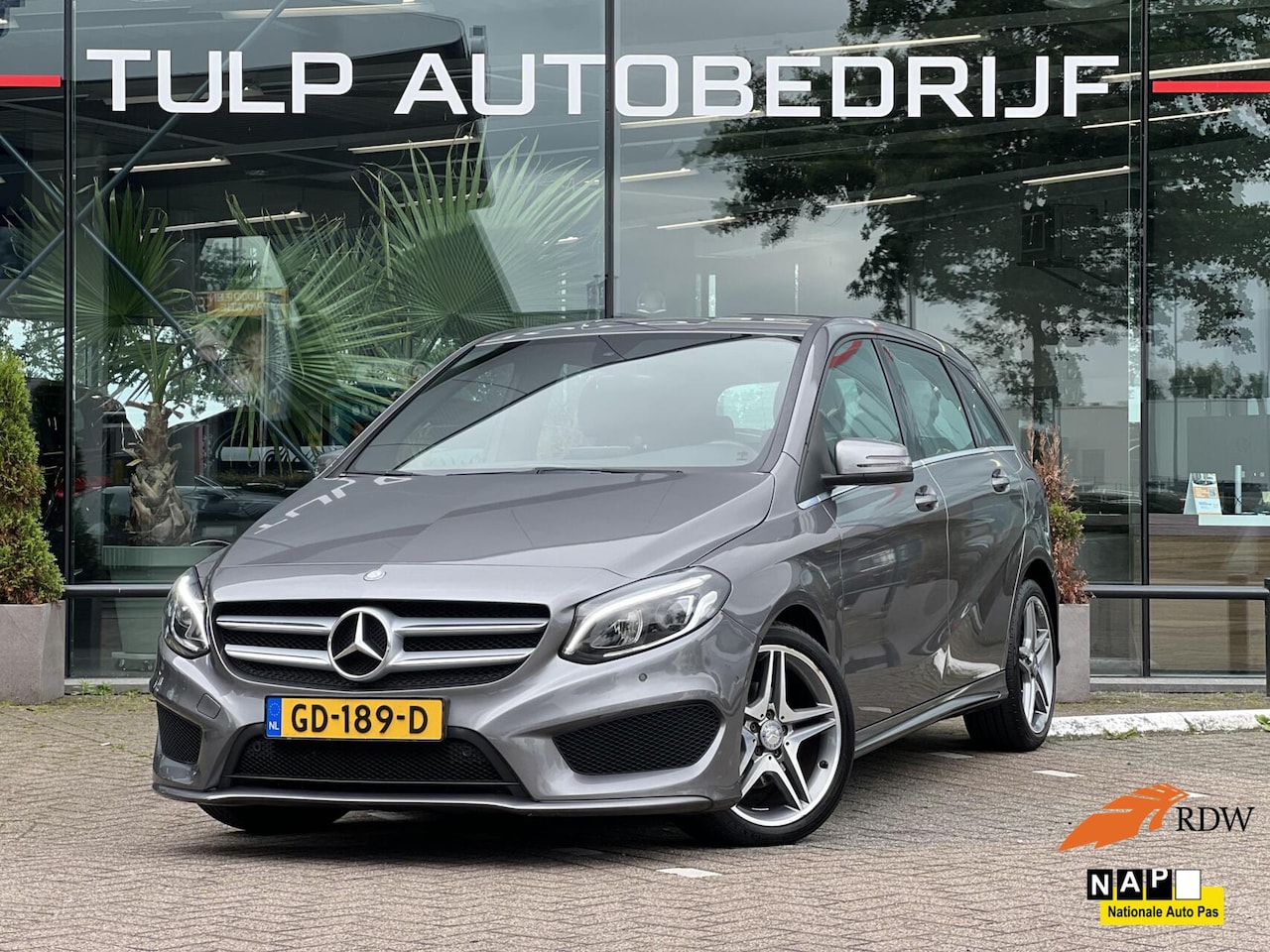 Mercedes-Benz B-klasse - 180 Ambition Automaat Airco Cruise Nav NAP - AutoWereld.nl