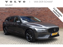 Volvo V60 - B3 177PK Essential Black Edition | Leder | Getint Glas | 18'' | Climate |
