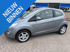 Ford Ka - 1.2 Trend zeer net onderhouden, weinig km's, nieuwe banden, uitlaatdemper nieuw
