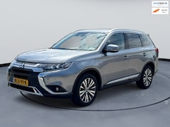 Mitsubishi Outlander - 2.0 2WD Limited+|7P|Leer|Trekhaak|Carplay|