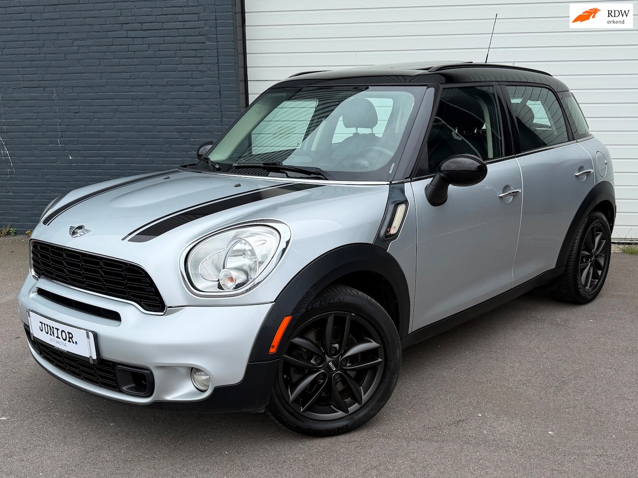 MINI Countryman - 1.6 Cooper S Chili PANORAMADAK/LEDER/LMV/BLUETOOTH - AutoWereld.nl