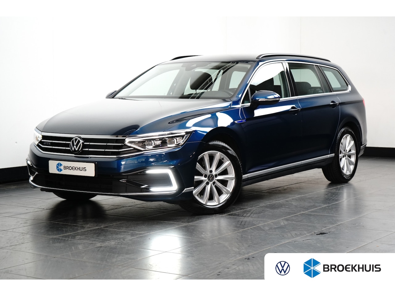 Volkswagen Passat Variant - 1.4 218PK eHybrid GTE PHEV | NAVIGATIE | ELEKTR. A. KLEP | CAMERA | MATRIX LED - AutoWereld.nl