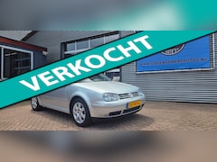 Volkswagen Golf - 1.6-16V FSI Pacific