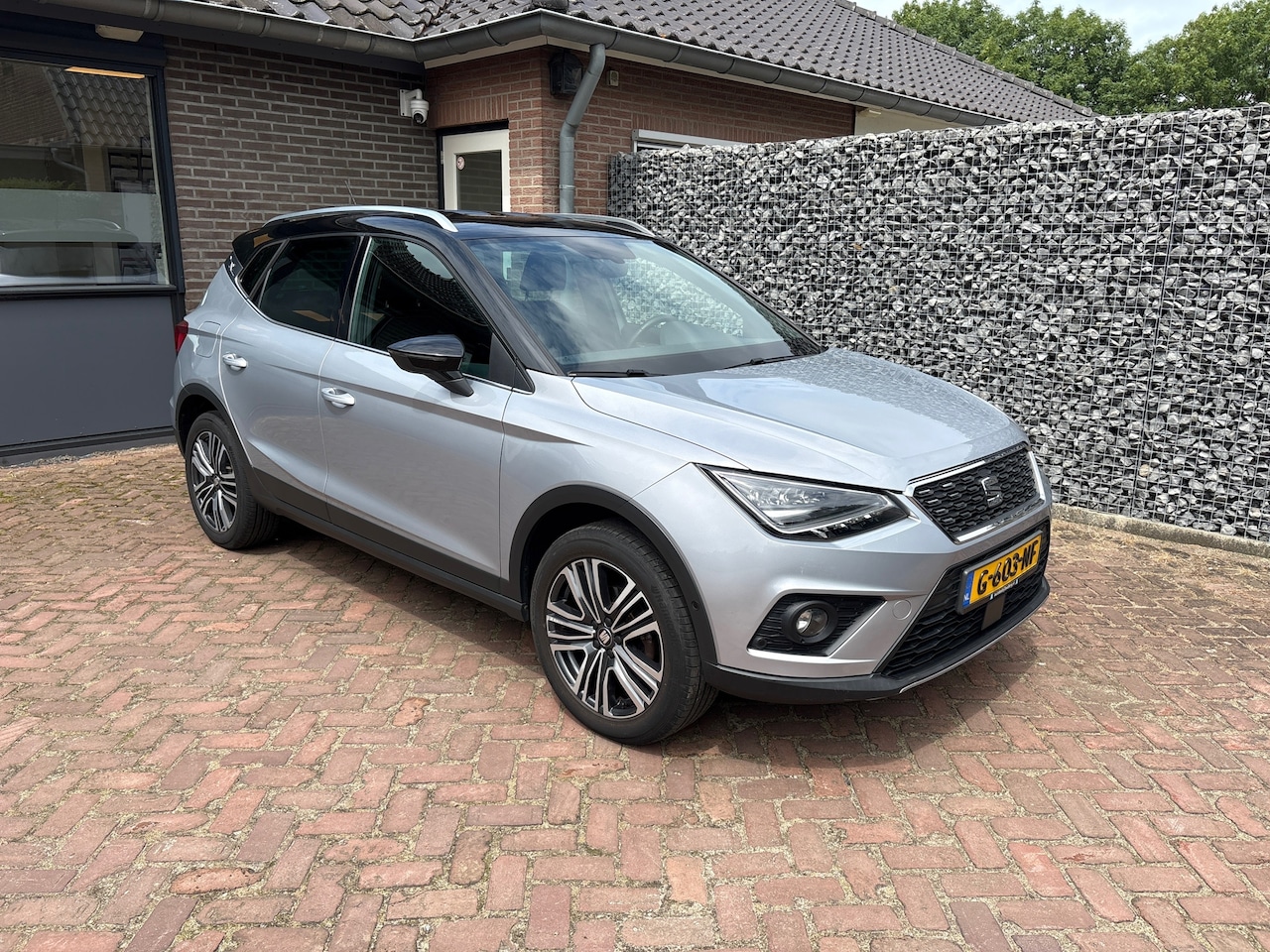SEAT Arona - 1.0 TSI Xcellence Business Intense trekhaak navigatie - AutoWereld.nl
