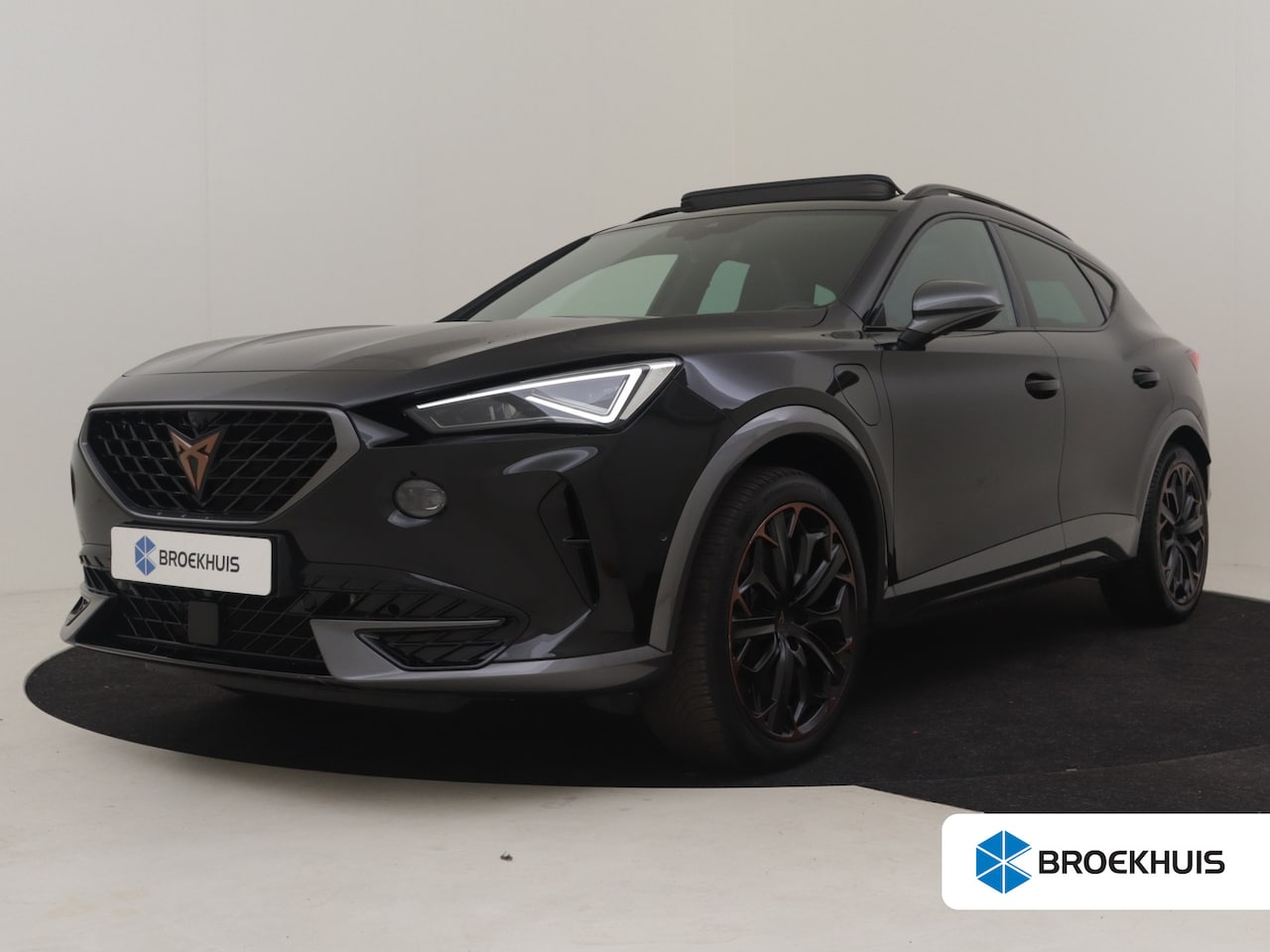 CUPRA Formentor - 1.4 e-Hybrid VZ Performance 245PK DSG/AUTO | Panorama-dak | Lederen Bekleding l Elektr. St - AutoWereld.nl