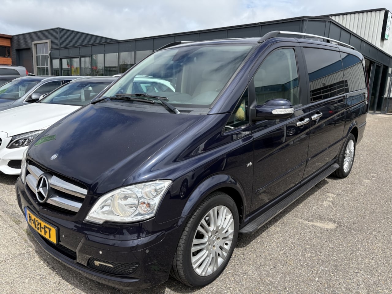 Mercedes-Benz Viano - 3.0 CDI X-clusive L - AutoWereld.nl