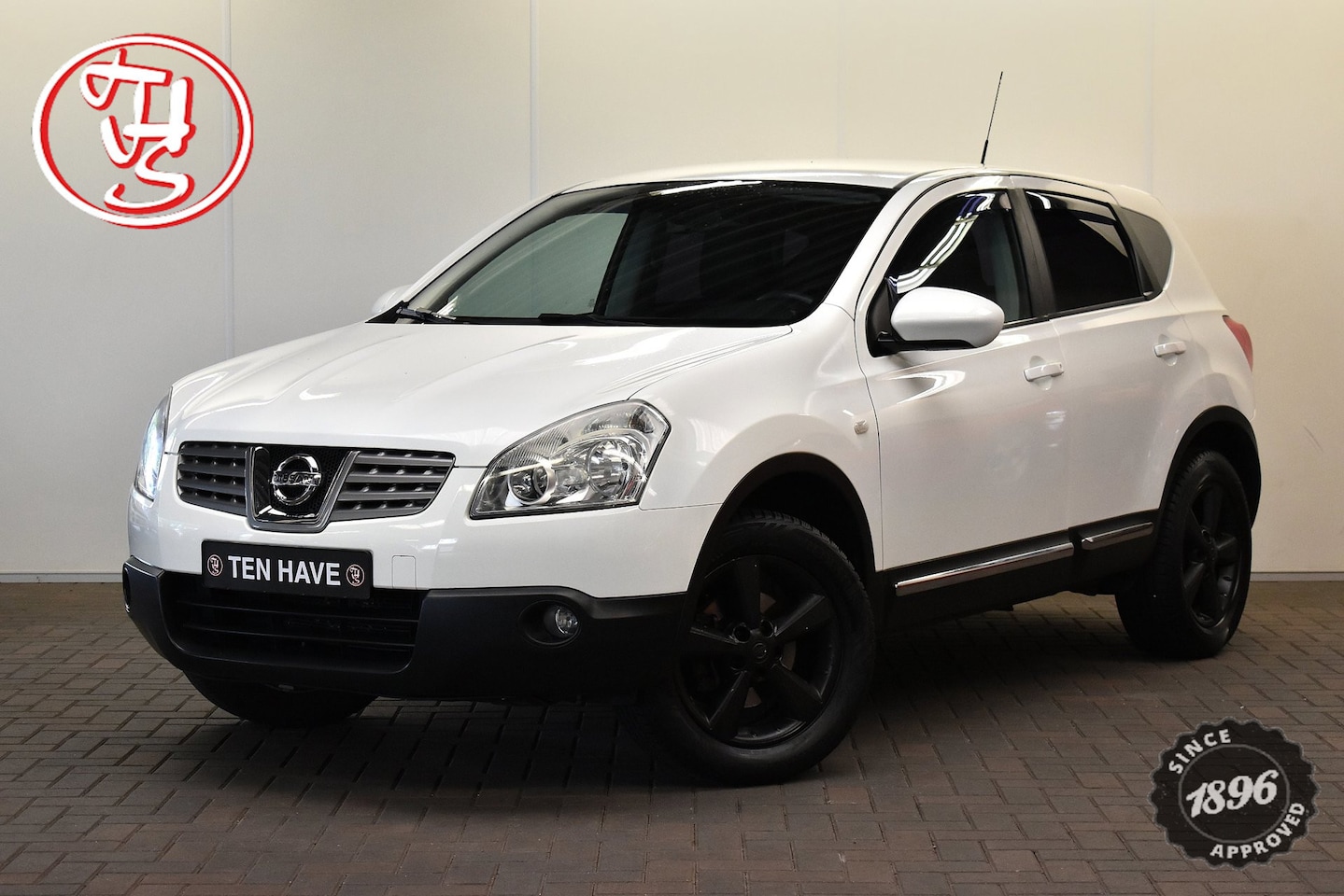 Nissan Qashqai - 1.6 Acenta TREKHAAK|CLIMATE CONTROL|ALL-SEASON|CRUISE CONTROL - AutoWereld.nl