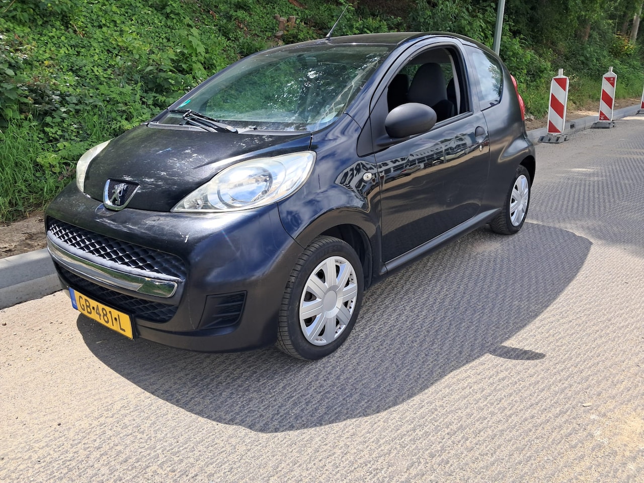 Peugeot 107 - 1.0-12V XR Leuke Auto met nieuwe APK - AutoWereld.nl